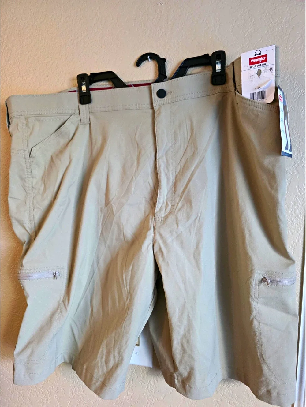 Wrangler Outdoor All Terrain Cargo Shorts Relaxed Fit UPF 40+ Beige 10